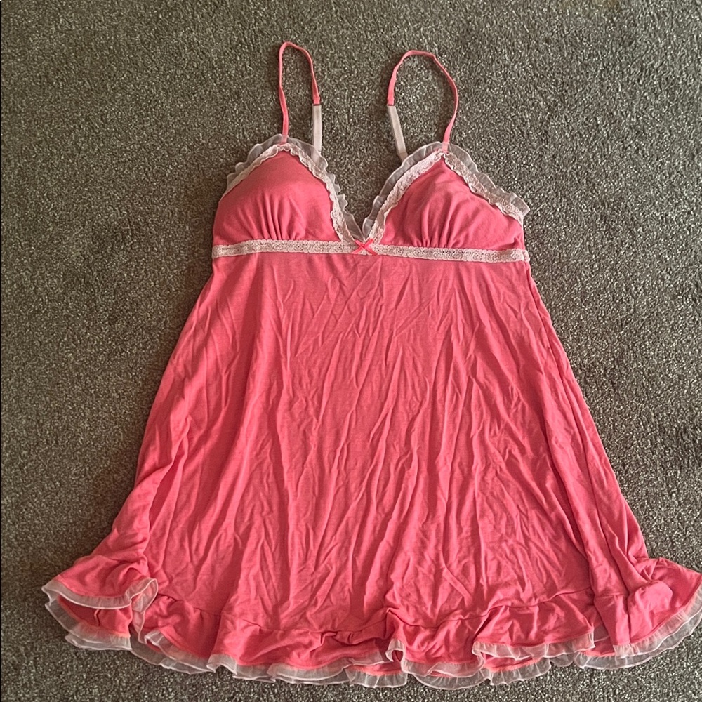 Victoria's Secret Coral Chemise with White Lace - Picture 1 of 5